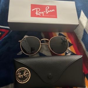 Round ray bans